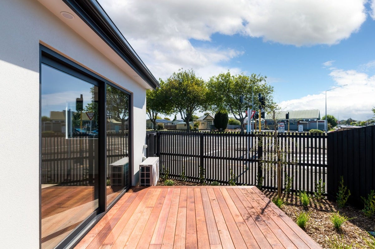 2/590 Gloucester Street, Linwood, Christchurch - Carousel 15