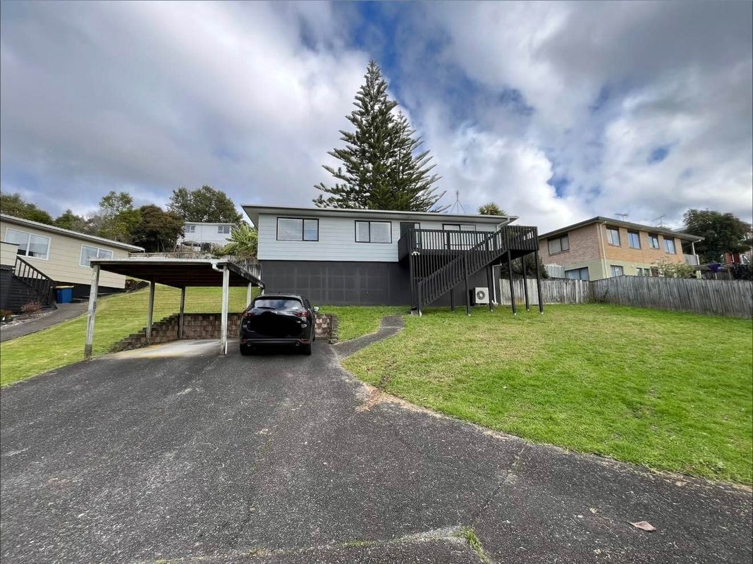 38 Sungrove Rise, Sunnyvale, Auckland - Carousel 2