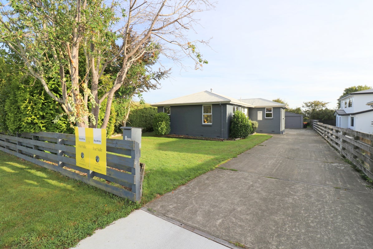 4 Lamond Street West, Rosedale, Invercargill - Carousel 1