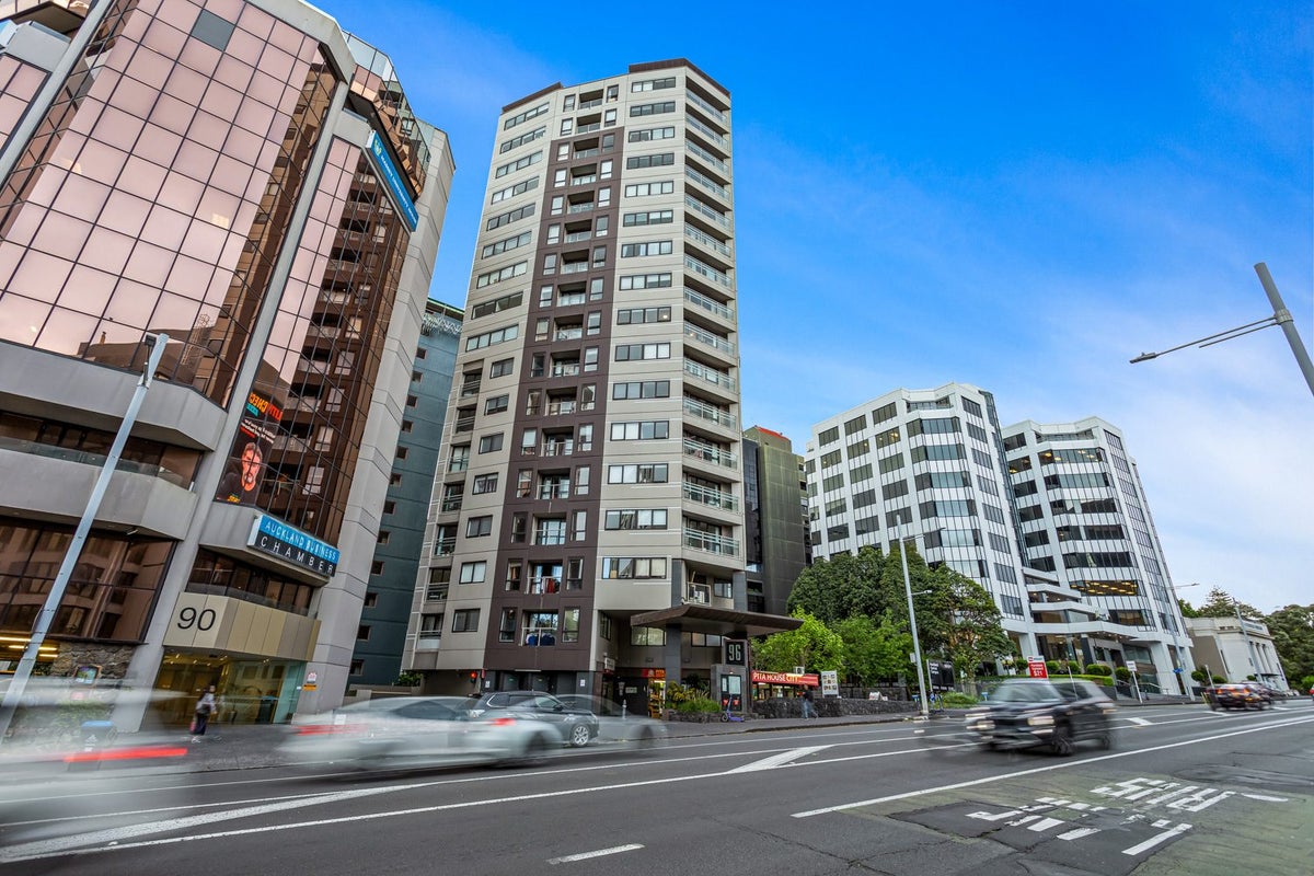 1607/96 Symonds Street, Grafton, Auckland - Carousel 16