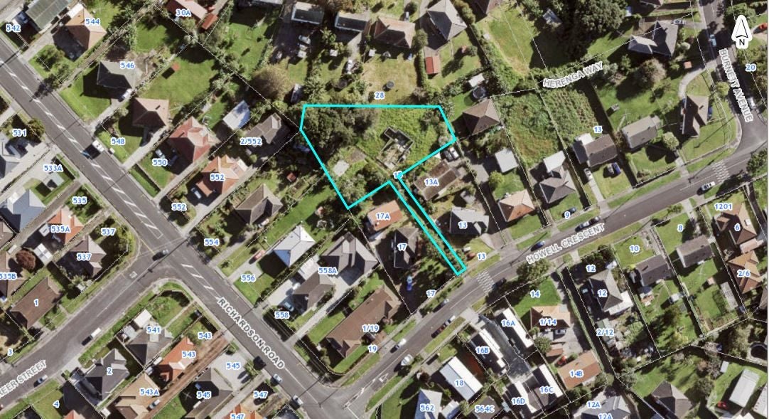 15 Howell Crescent, Mount Roskill, Auckland - Carousel 1