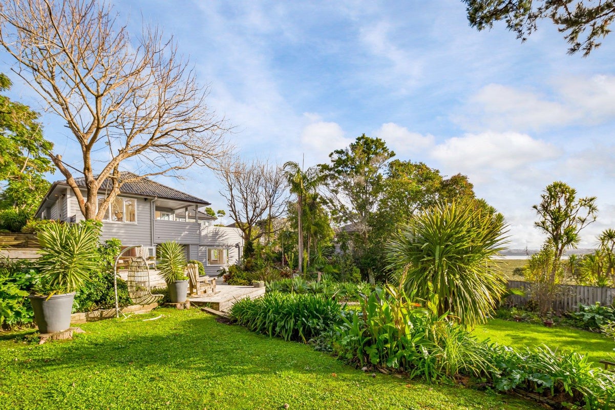 109 Beresford Street, Bayswater, Auckland - Carousel 2