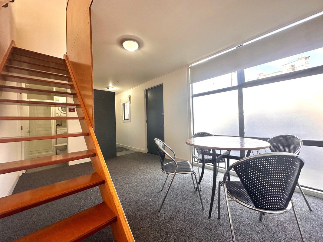 1/8 Leeds Street, Te Aro, Wellington - Carousel 1