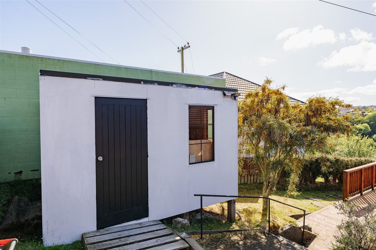 26 Edinburgh Street, Green Island, Dunedin - Carousel 21