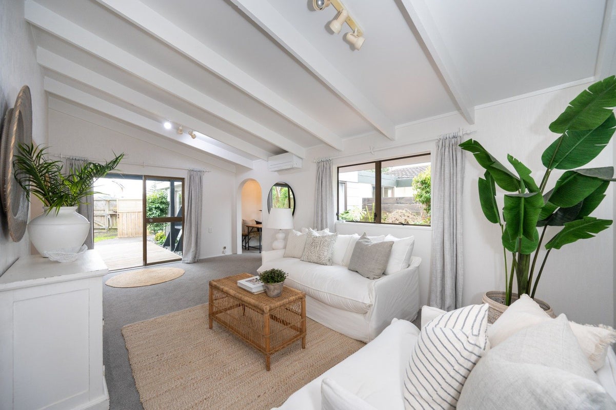 7/10 Clifton Road, Haumoana, Te Awanga - Carousel 2