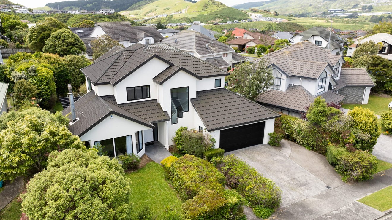 4 Waverton Terrace, Churton Park, Wellington - Carousel 33