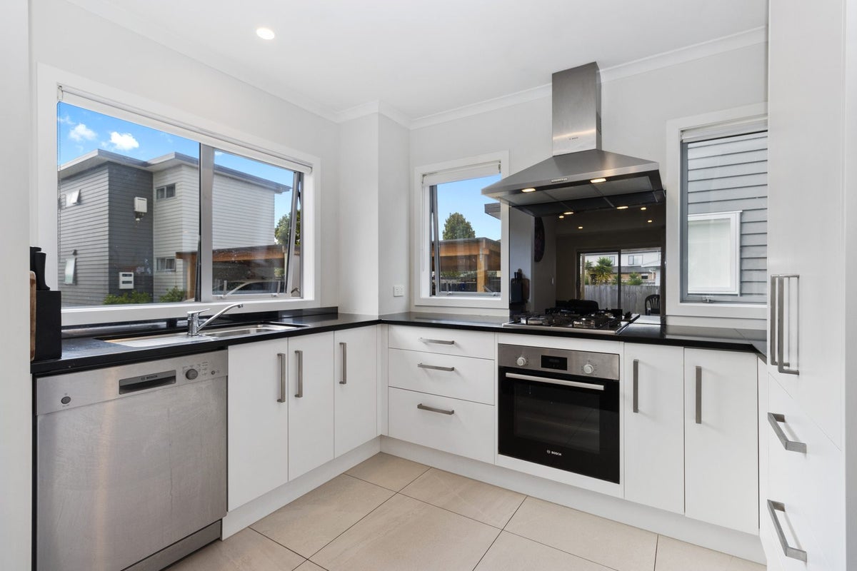 3/34 Primrose Street, Frankton, Hamilton - Carousel 2