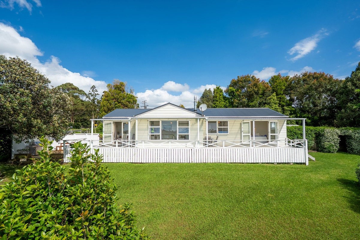 65 Top Road, Albany - Carousel 2