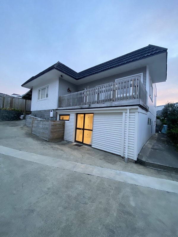 86D Kelman Road, Kelston, Auckland - Carousel 1