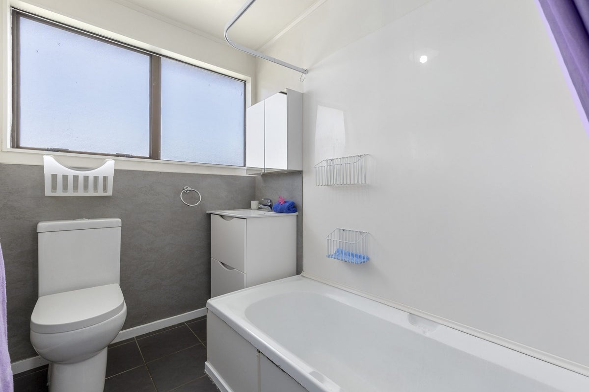 1/19 DUNSTAN Place, Otara, Auckland - Carousel 12