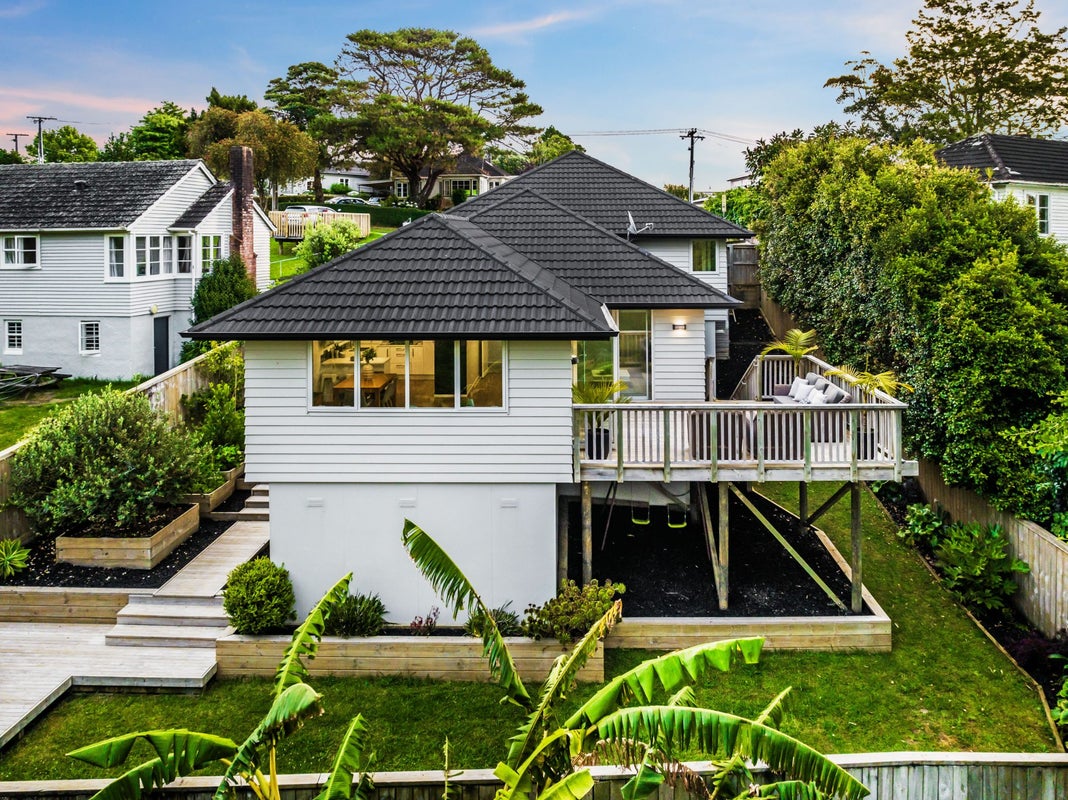 31 Tahapa Crescent, Meadowbank, Auckland - Carousel 2