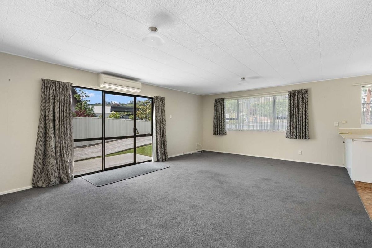 14 Gebbie Street, Kinmont Park, Mosgiel - Carousel 2