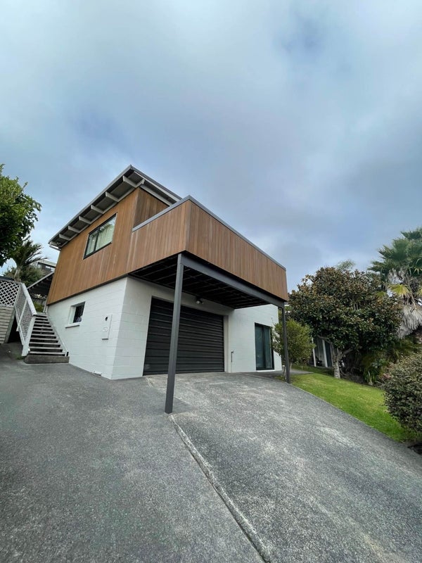 6 Tiri View Place, Waiake, Auckland - Carousel 1
