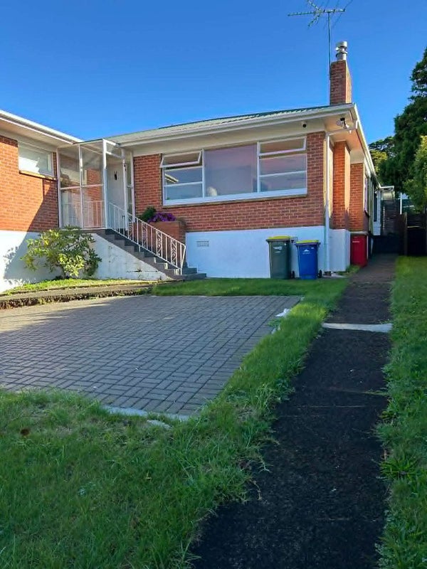 27A Stanaway Street, Hillcrest, Auckland - Carousel 12