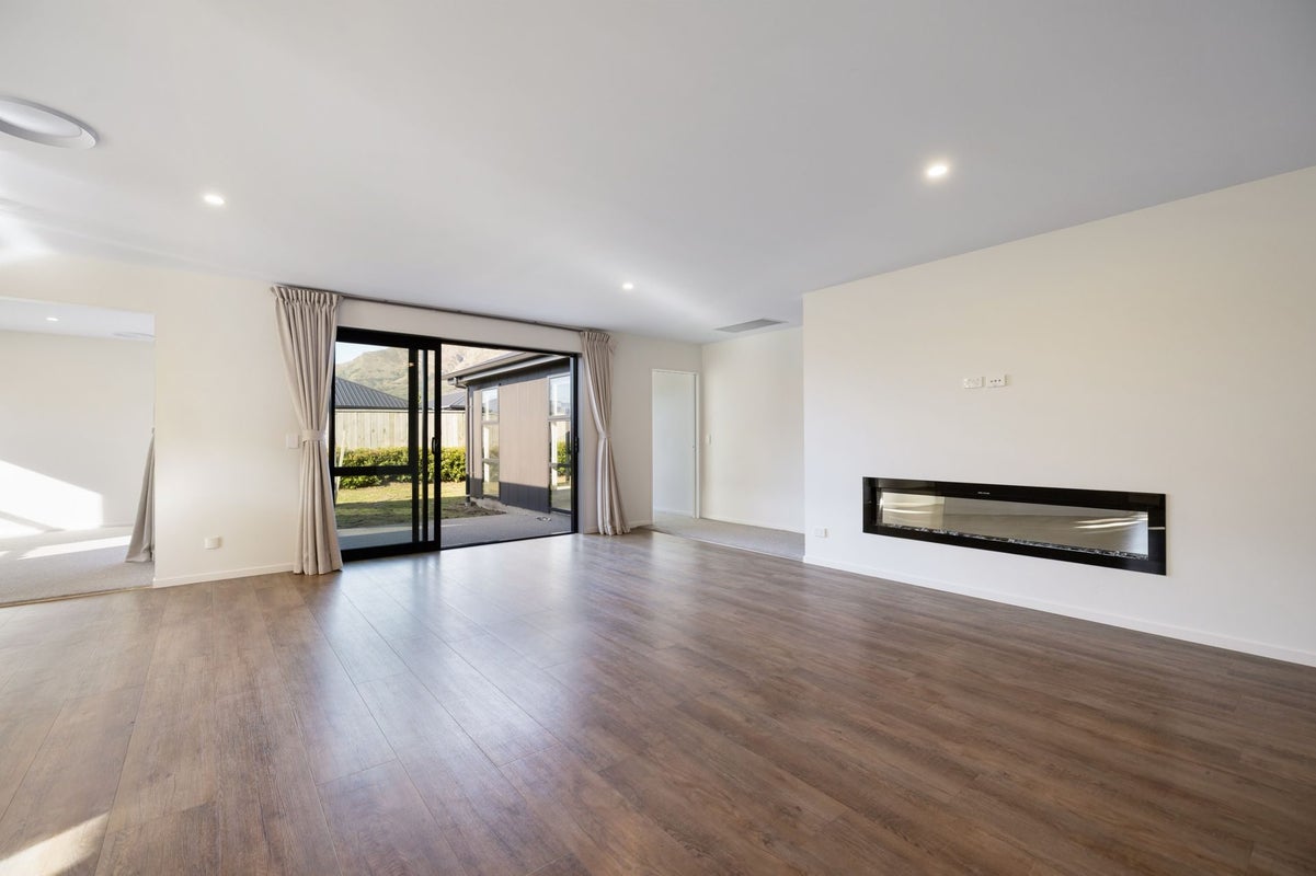 24 Corriedale Road, Jacks Point, Queenstown - Carousel 2