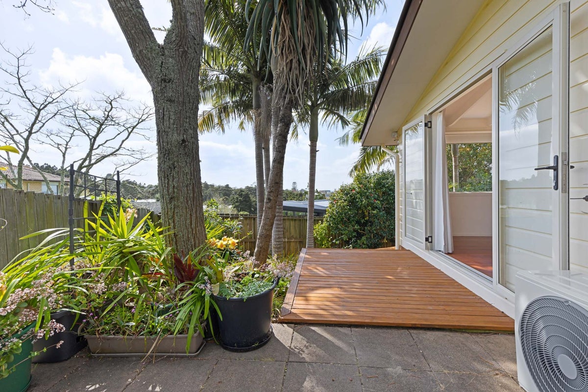 6/165 Hinemoa Street, Birkenhead, Auckland - Carousel 1