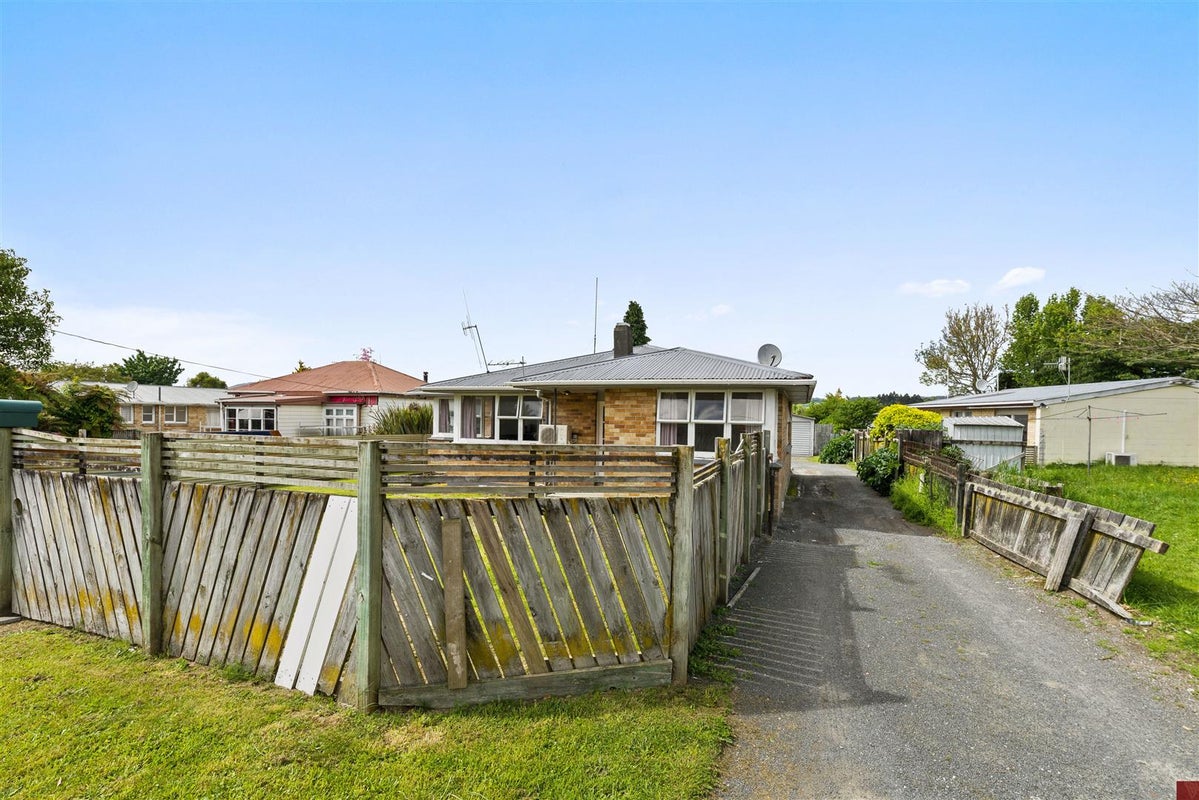 224 Clayton Road, Pukehangi, Rotorua - Carousel 15