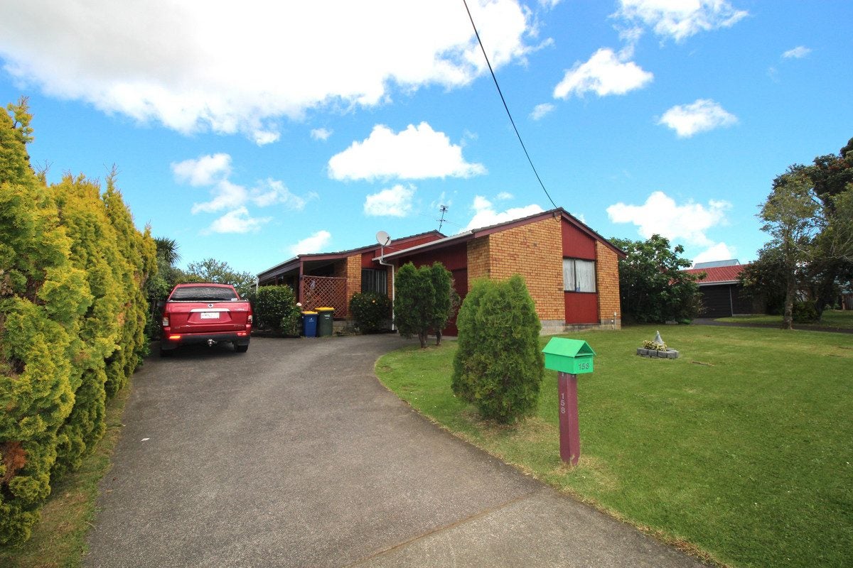 158 Sturges Road, Henderson, Auckland - Carousel 1