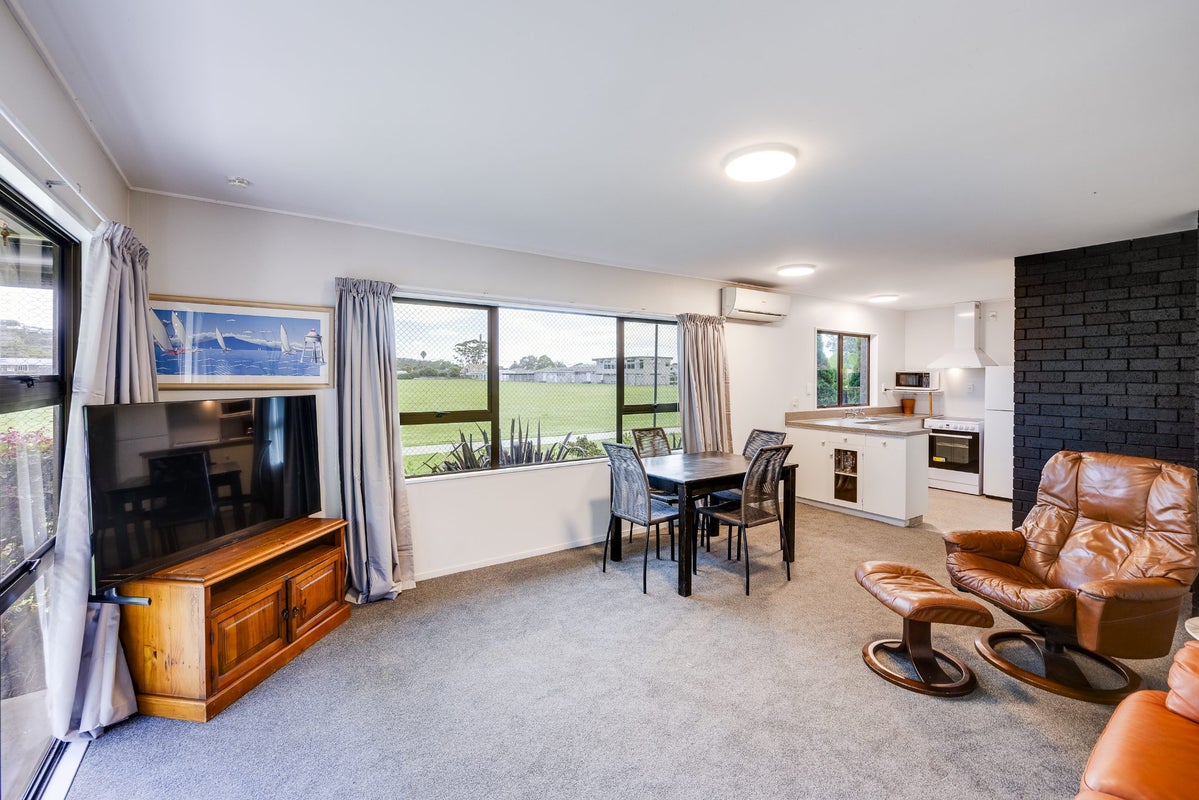 19A TOM PARKER AVE, MAREWA, NAPIER - Carousel 2