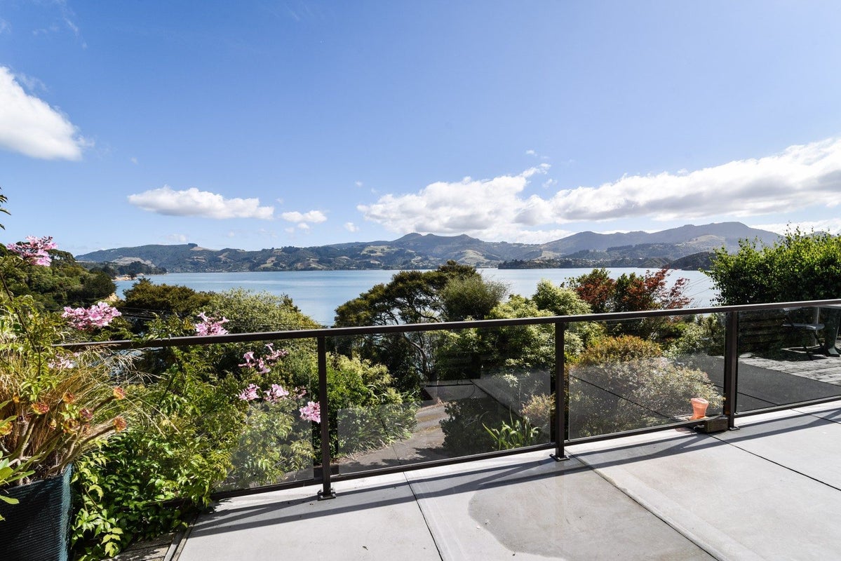 12 Arnott Street, Portobello, Dunedin - Carousel 1