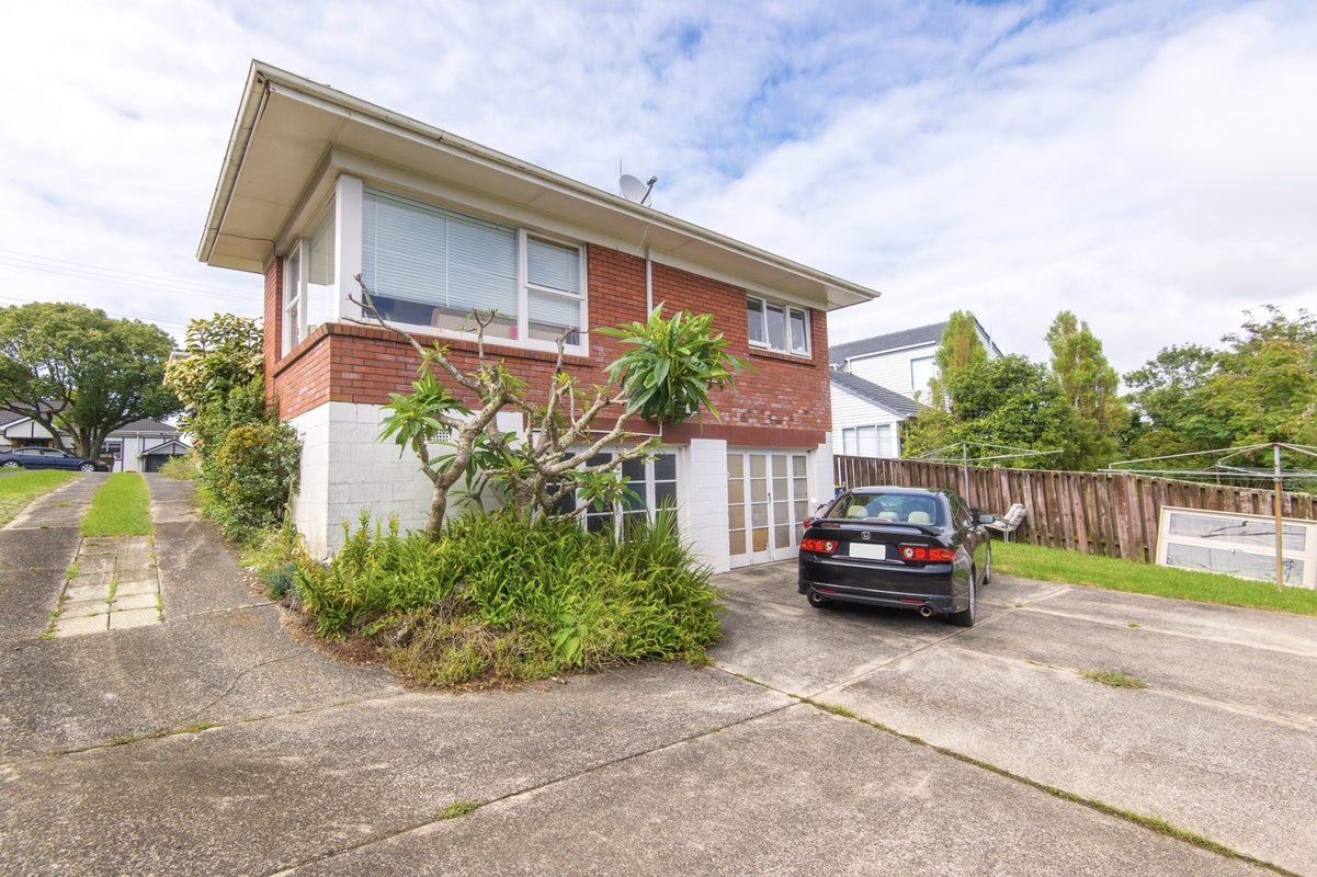 1/33 Tennyson Avenue, Takapuna, Auckland - Carousel 2