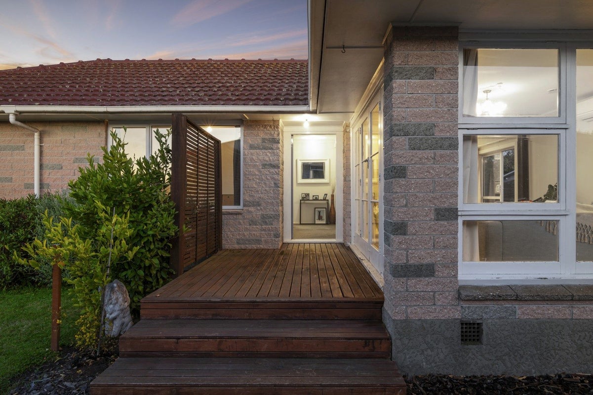 6 Helmsdale Street, Burwood, Christchurch - Carousel 2