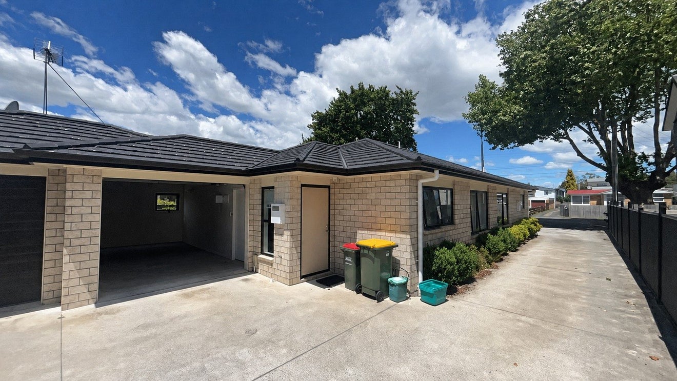 2/55 Fifth Avenue, Enderley, Hamilton - Carousel 1