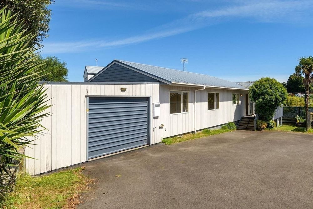 16B Bristol Avenue, Brookfield, Tauranga - Carousel 11