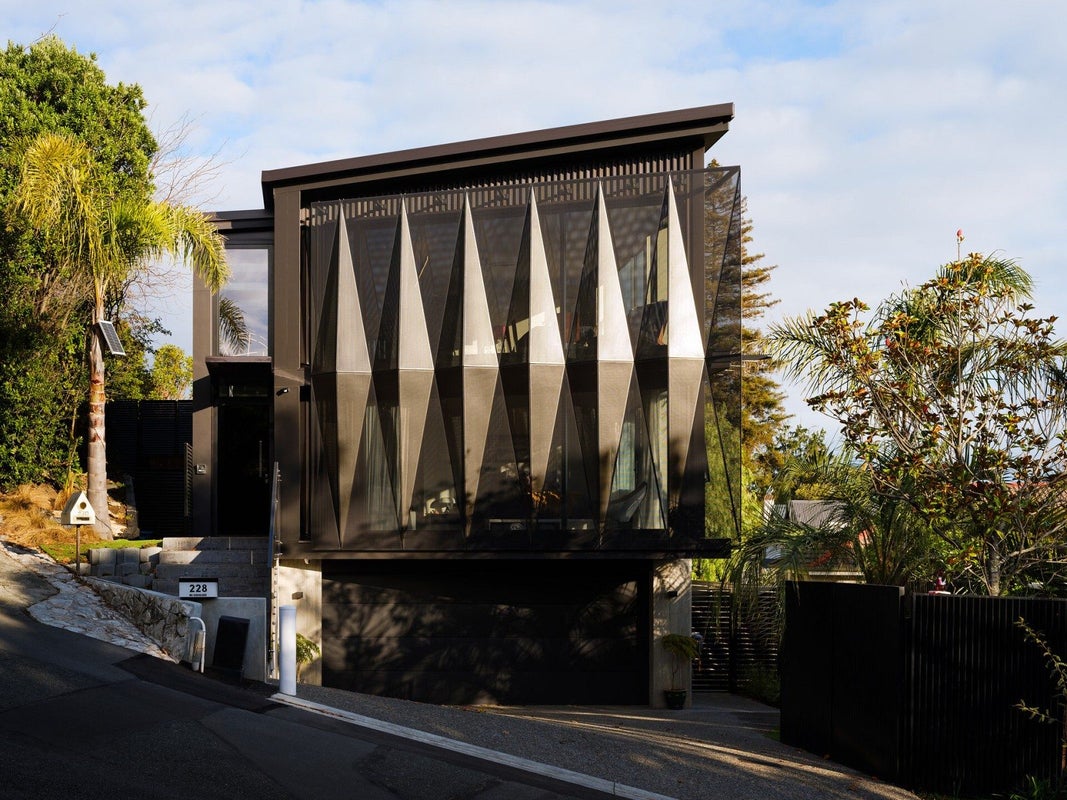228 Collingwood Street, Nelson South, Nelson - Carousel 1