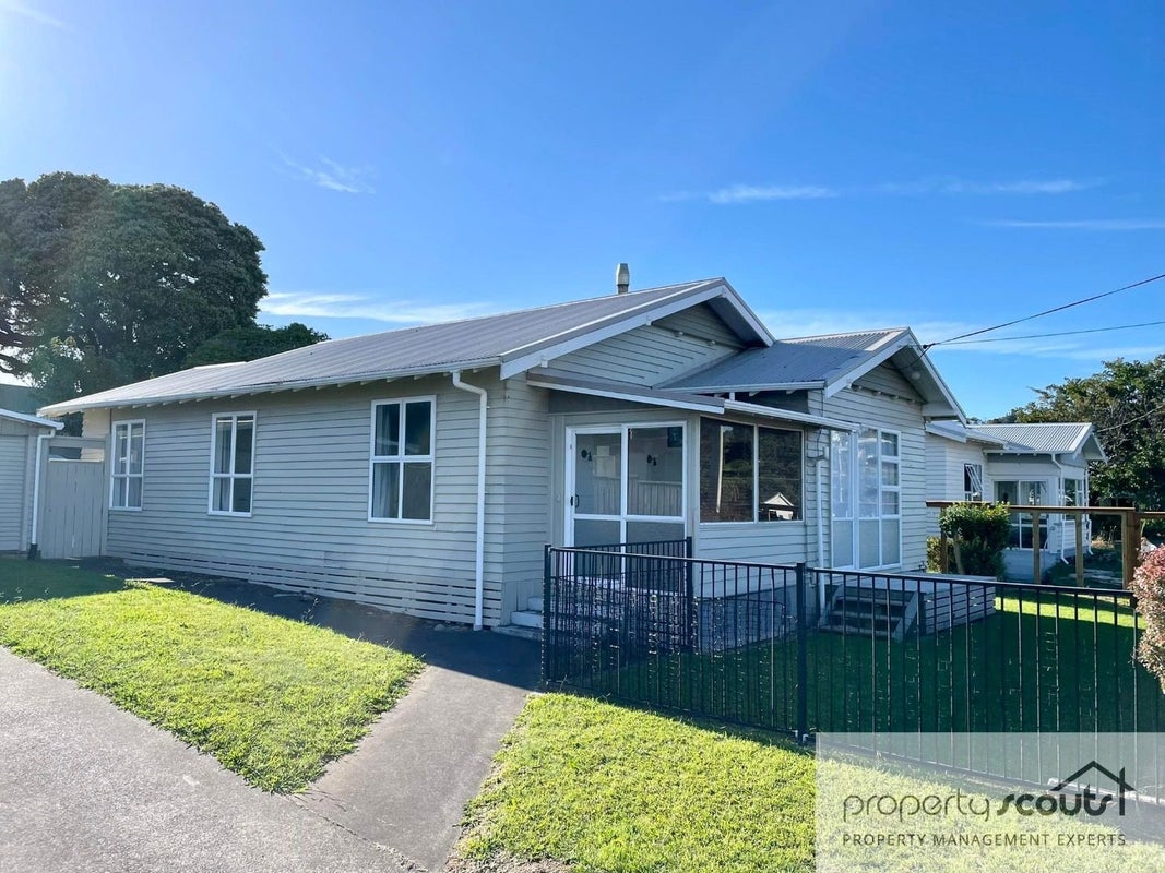29 Cutfield Road, New Plymouth, New Plymouth - Carousel 1