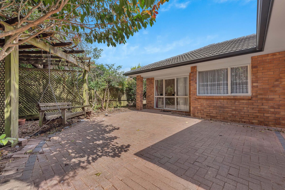 60 Wattle Farm Road, Wattle Downs, Auckland - Carousel 1