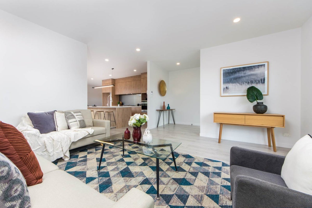 4 Kaimai Avenue, Massey, Auckland - Carousel 2