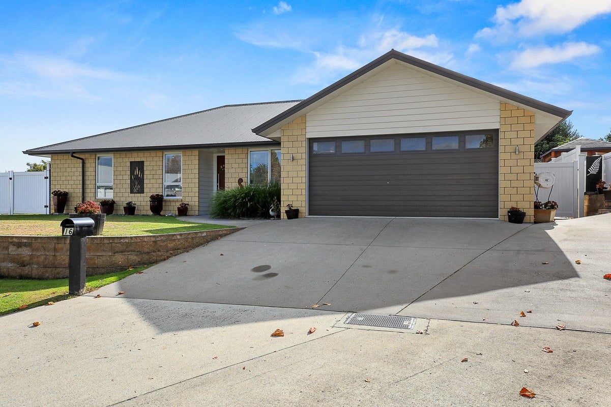 16 Lennie Lane, Kihikihi, Te Awamutu - Carousel 1