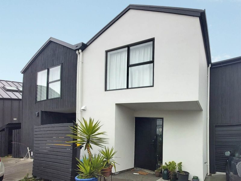 1/31 Champion Street, Edgeware, Christchurch - Carousel 1