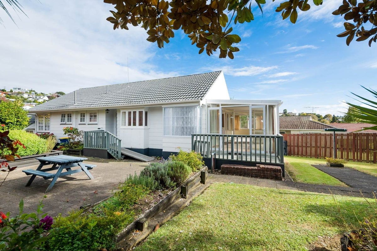 23 Weetman Drive, Browns Bay, Auckland - Carousel 2