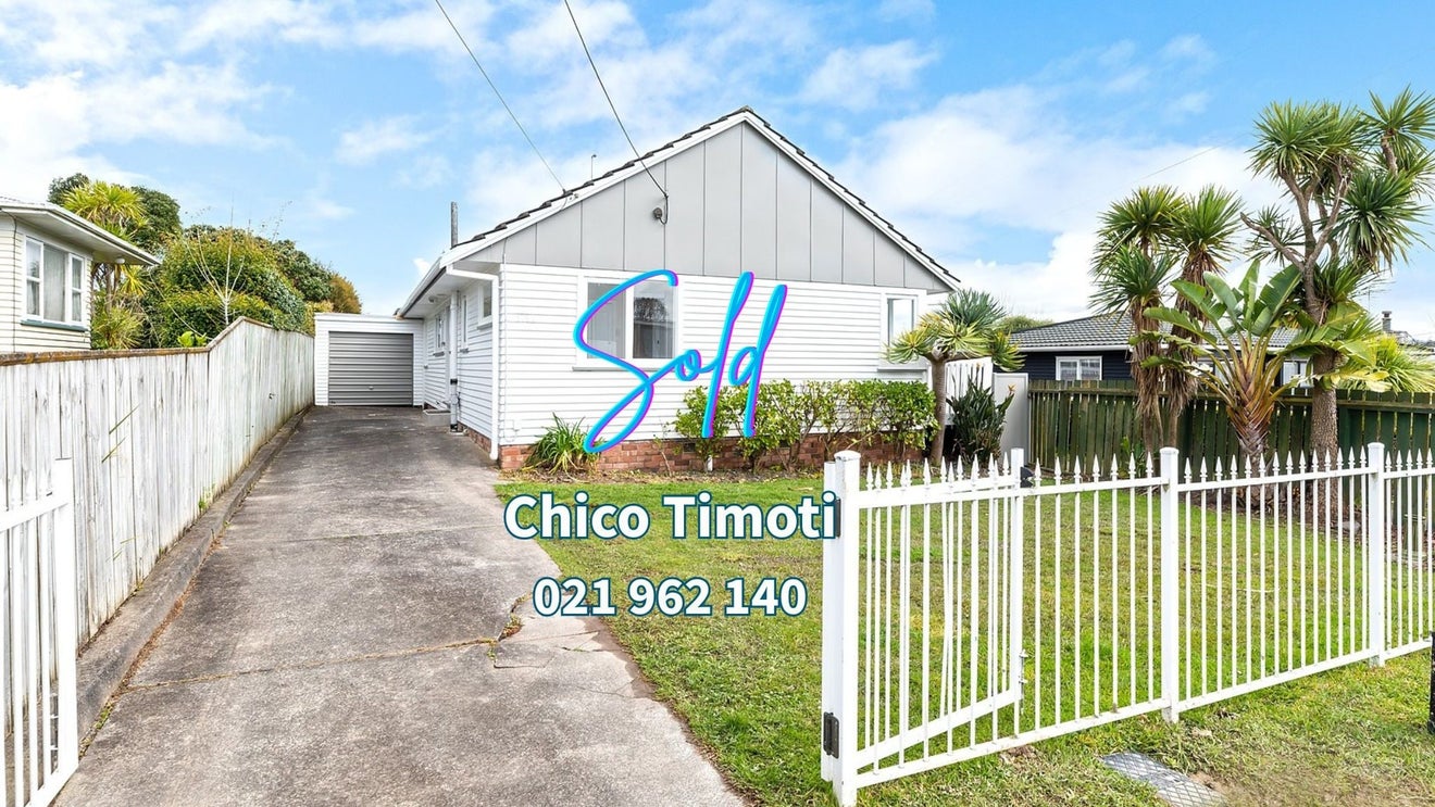 1/318 Rangatira Road, Beach Haven, Auckland - Carousel 1
