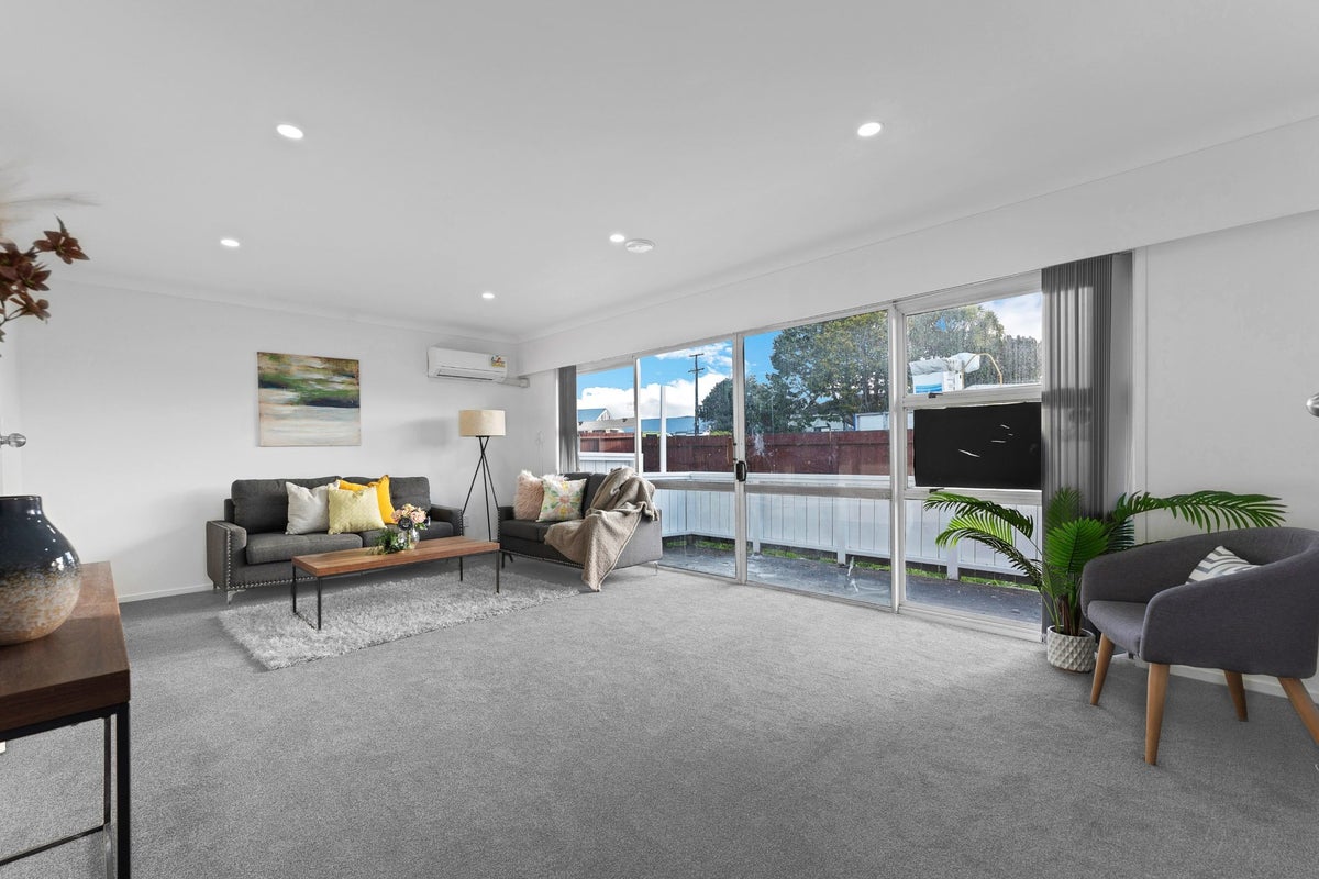 2/41 Russell Road, Manurewa, Auckland - Carousel 2