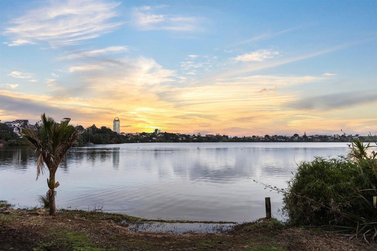 7 Eric Price Avenue, Takapuna, Auckland - Carousel 2