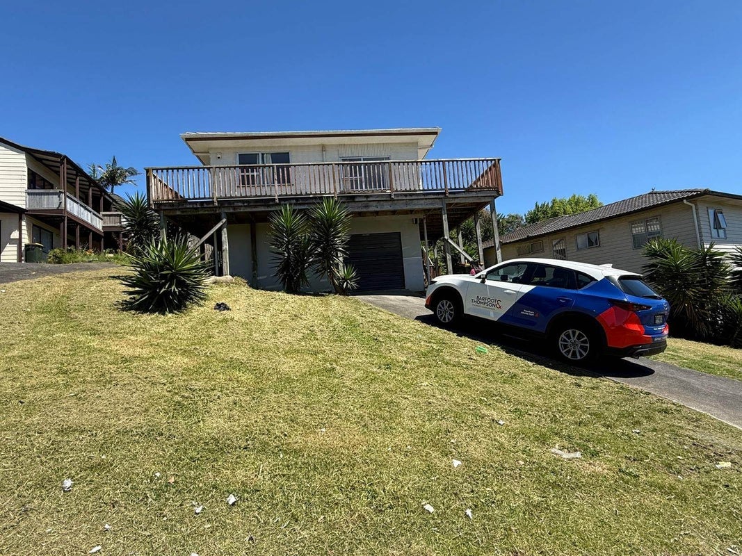 29 Lendenfeld Drive, Papatoetoe, Auckland - Carousel 1