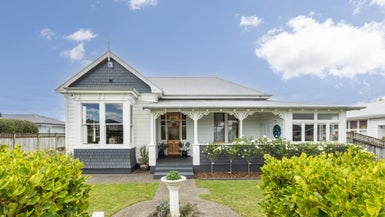 14 Osier Road, Greenmeadows, Napier - Carousel 1