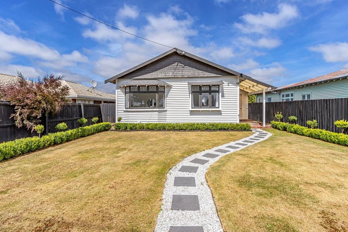 22 Tower Street, Hornby, Christchurch - Carousel 1
