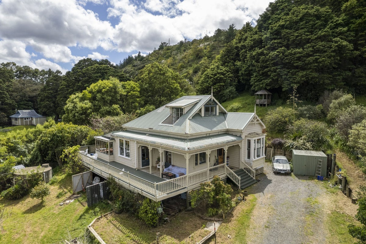 168 Tangihua Road, Whangarei - Carousel 2