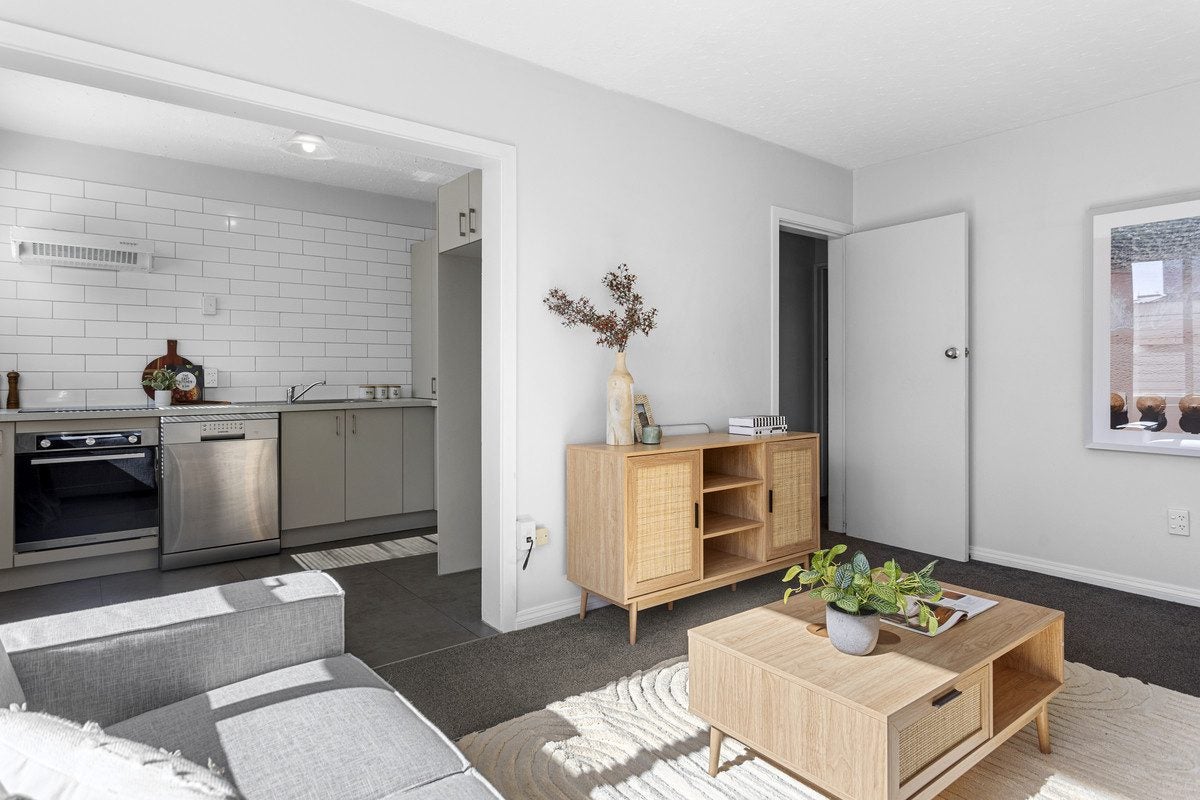 2/73 Clare Road, St Albans, Christchurch - Carousel 1