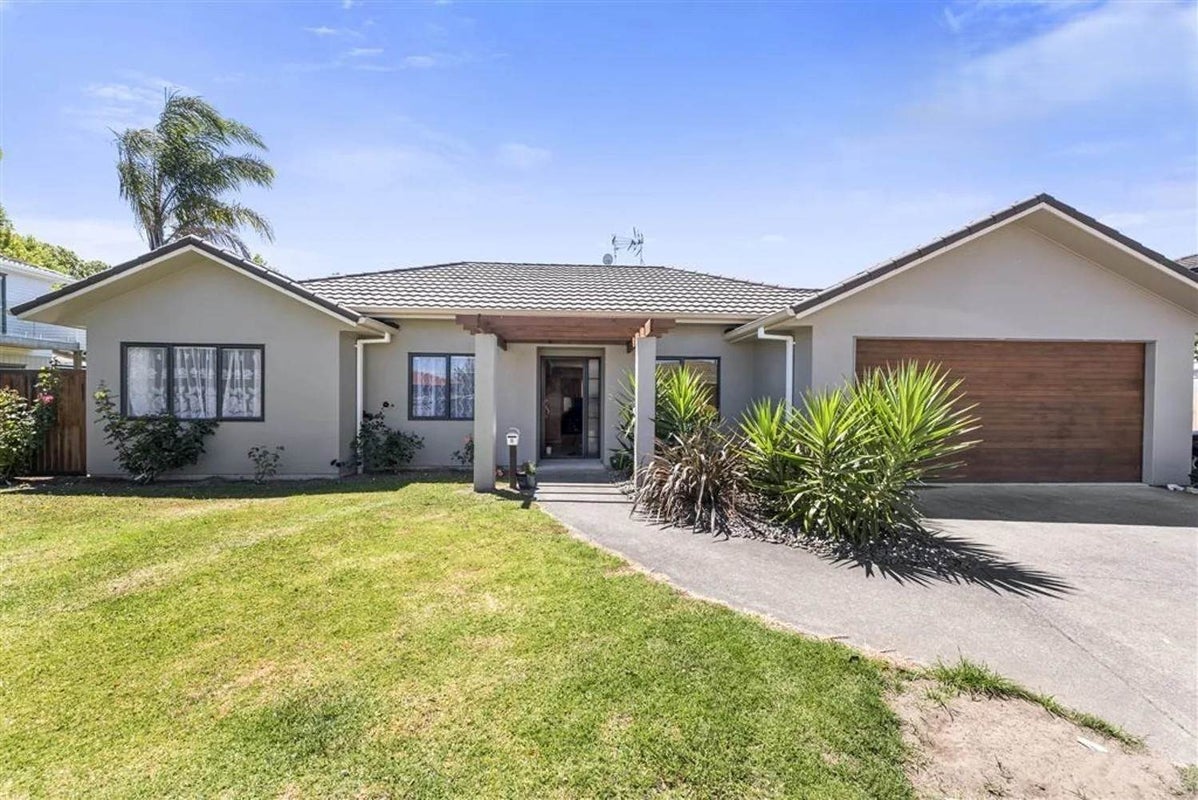 5 Glencarron Place, Bethlehem, Tauranga - Carousel 14
