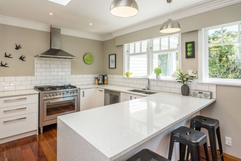 38 Cockayne Road, Khandallah, Wellington - Carousel 2