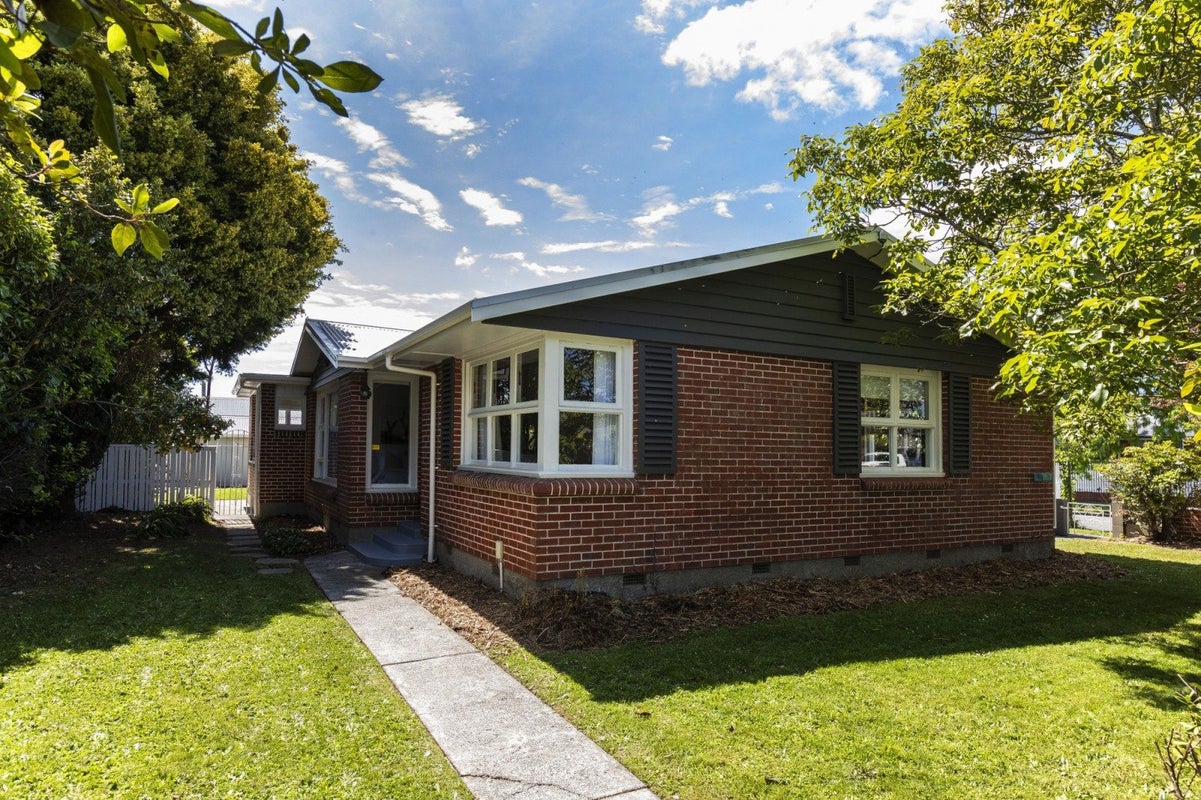 234 Wairakei Road, Bryndwr, Christchurch - Carousel 27