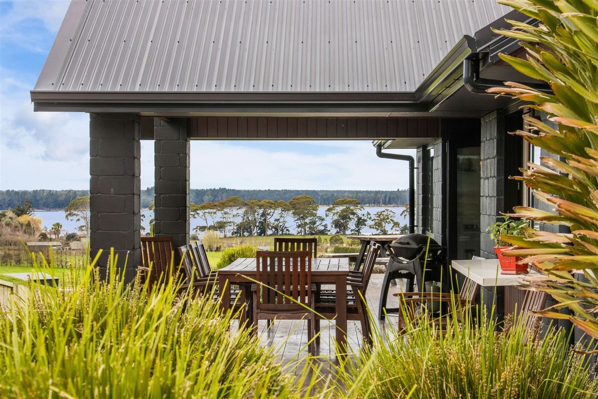 192C Ongare Point Road, Tahawai, Katikati - Carousel 1