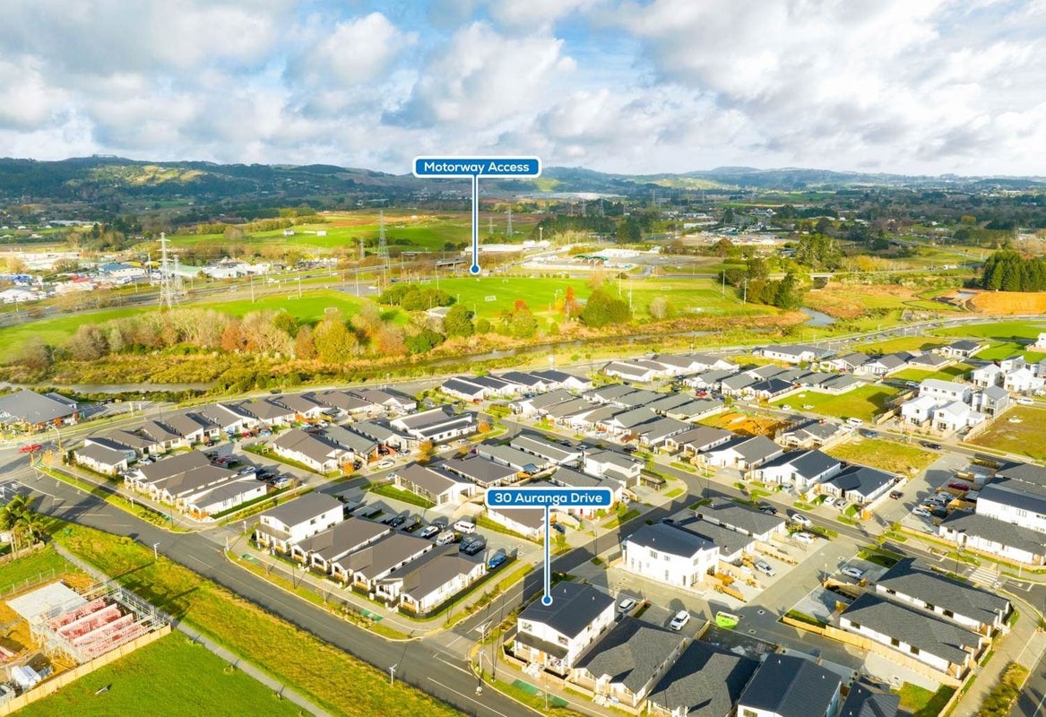 30 Auranga Drive, Karaka, Papakura - Carousel 14