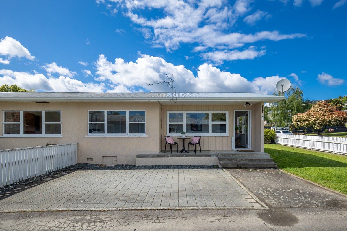 1/20 Cawthron Crescent, Annesbrook, Nelson - Carousel 2