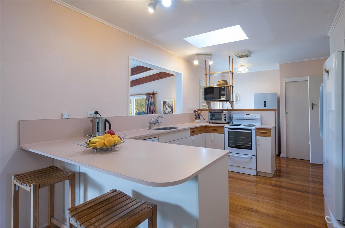 38 Paremata Street, Atawhai, Nelson - Carousel 2